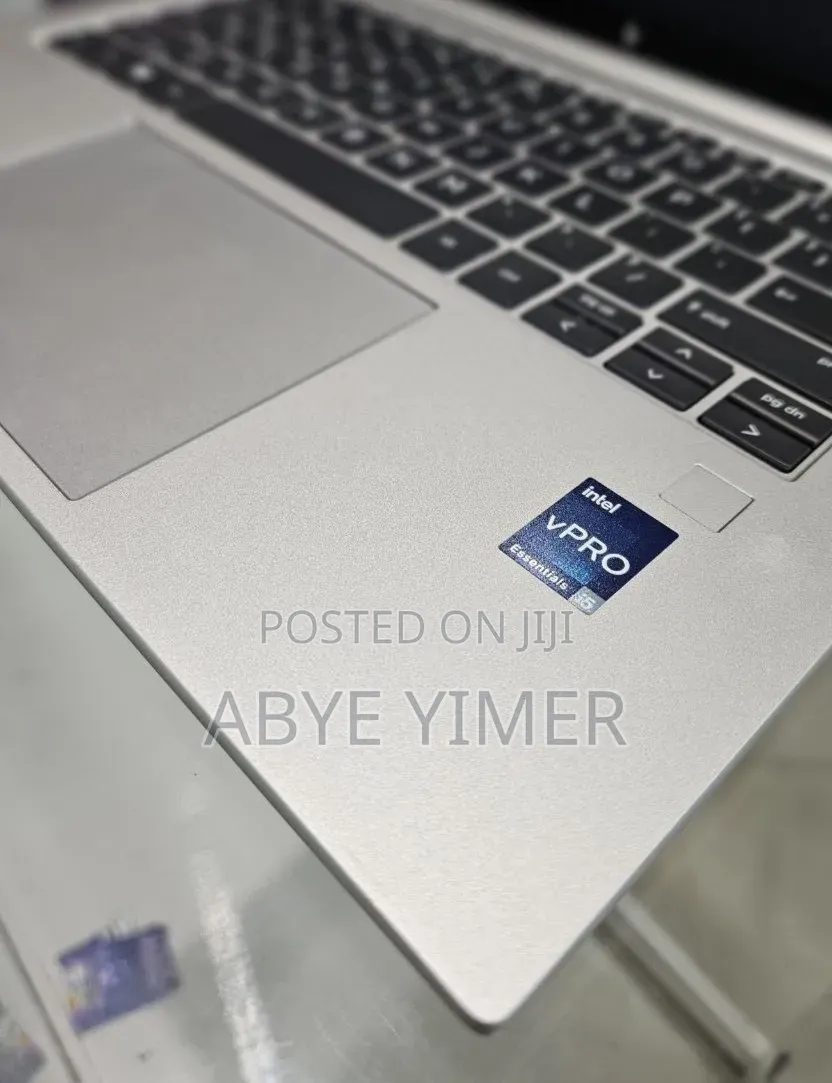 New Laptop HP EliteBook 840 G10 16GB Intel Core i5 SSD 512GB