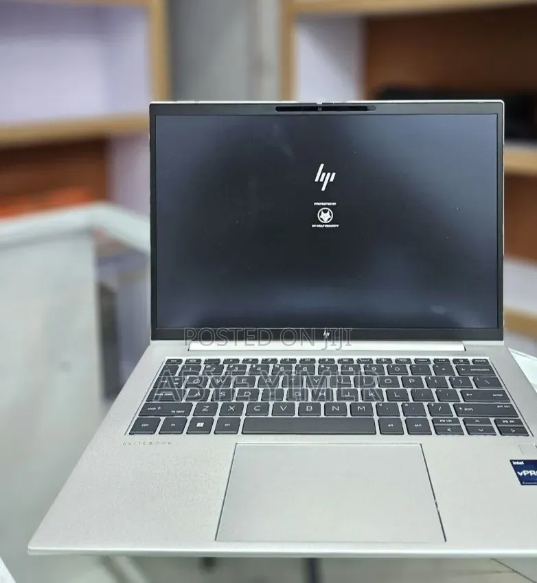 New Laptop HP EliteBook 840 G10 16GB Intel Core i5 SSD 512GB