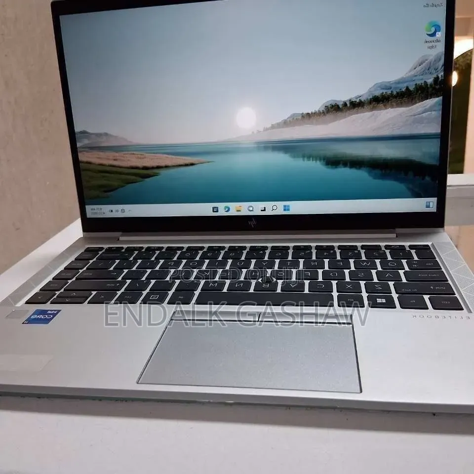 New Laptop HP EliteBook 840 G8 16GB Intel Core i7 SSD 512GB