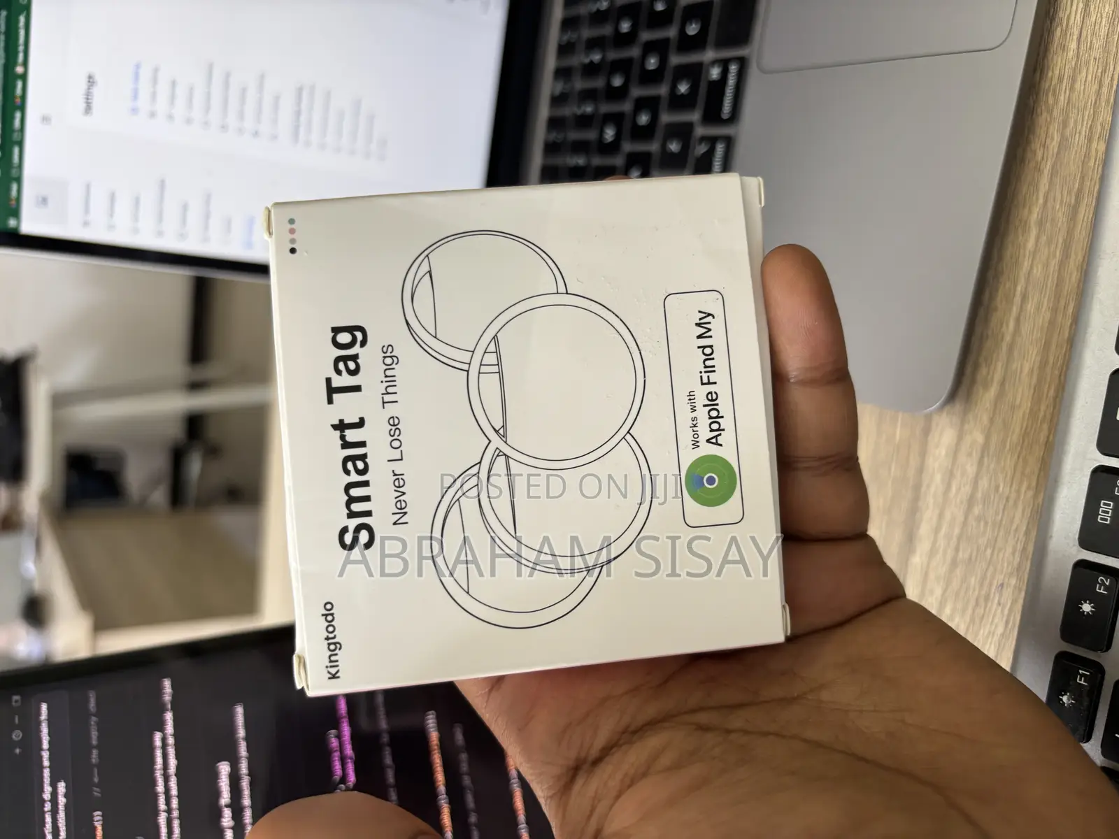 Smart Tag for iPhone Users