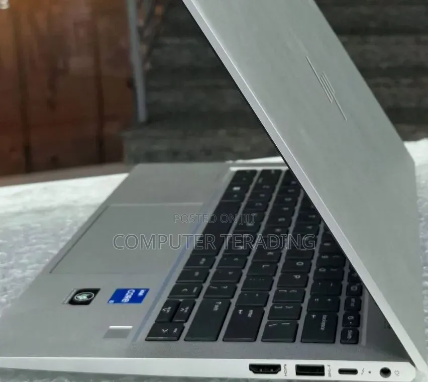 New Laptop HP EliteBook 640 G9 16GB Intel Core i5 SSD 512GB