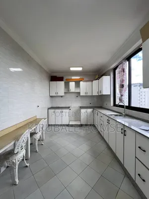 3bdrm Apartment in Bola Atlase, Bole for rent