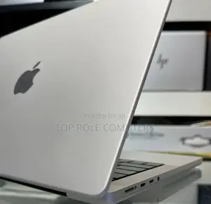 New Apple MacBook Pro Max 2023 M2 14-inch 8GB Intel Core i5 SSD 512GB