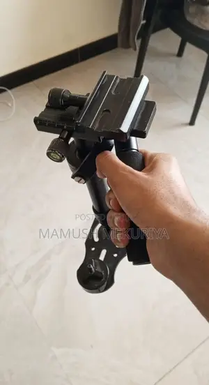 Hand Held Stabilizer (Manual Gimbal)