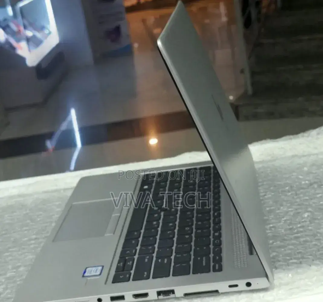 New Laptop HP EliteBook 830 G5 8GB Intel Core i5 SSD 512GB