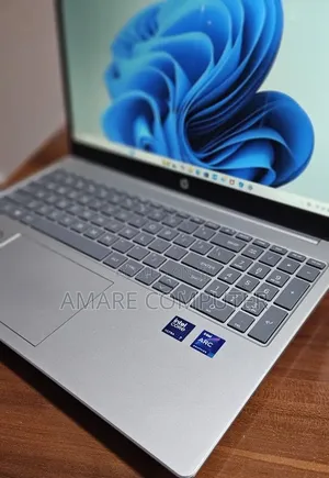 New Laptop HP Pavilion 15 16GB Intel Core Ultra 7 SSD 512GB
