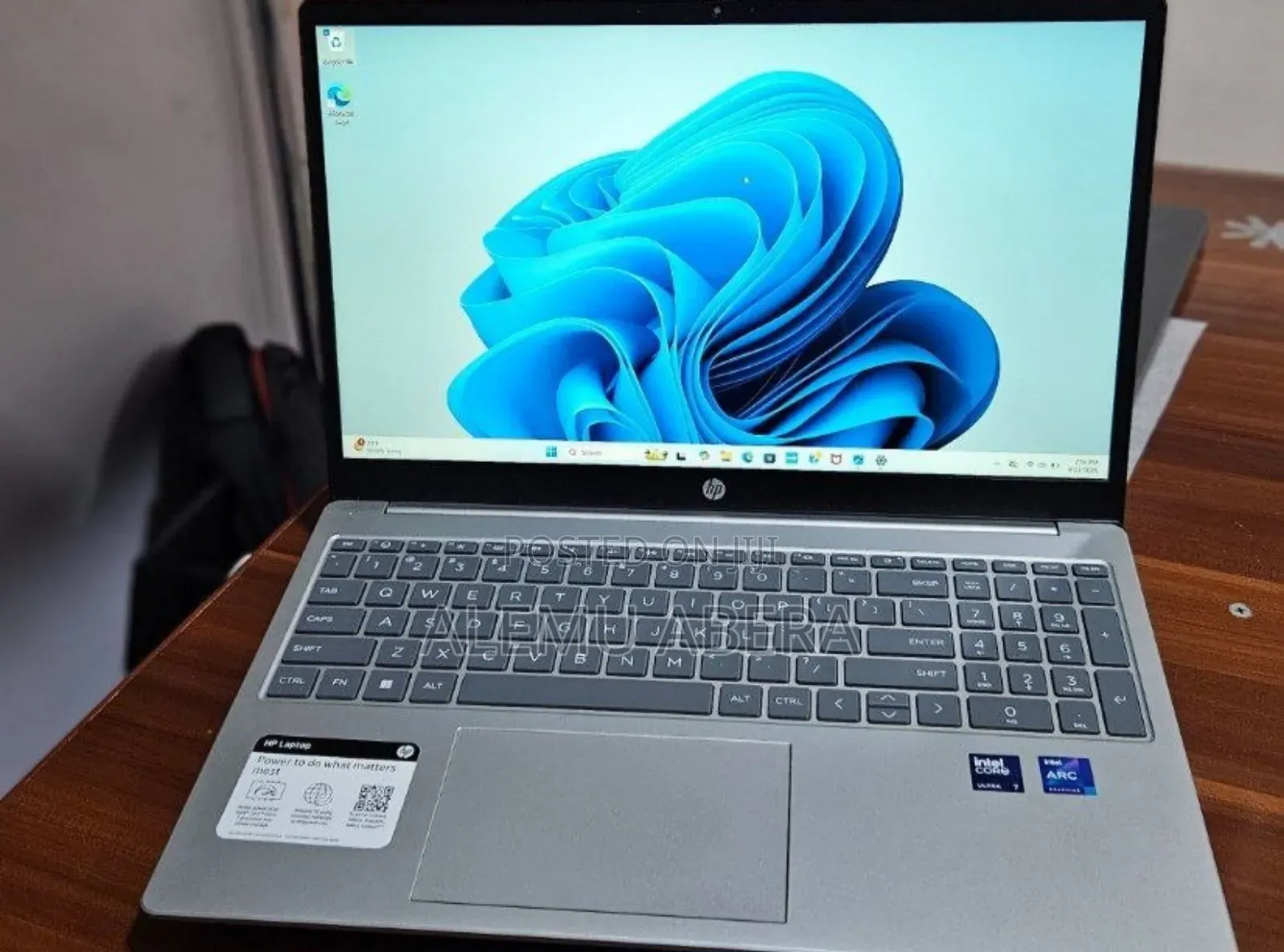 New Laptop HP 16GB Intel Core Ultra 7 SSD 512GB