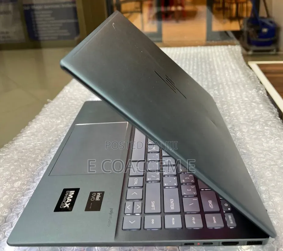New Laptop HP 16GB Intel Core Ultra 5 SSD 512GB
