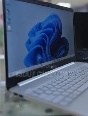 New Laptop HP Stream Notebook 16GB Intel Core i7 SSD 512GB