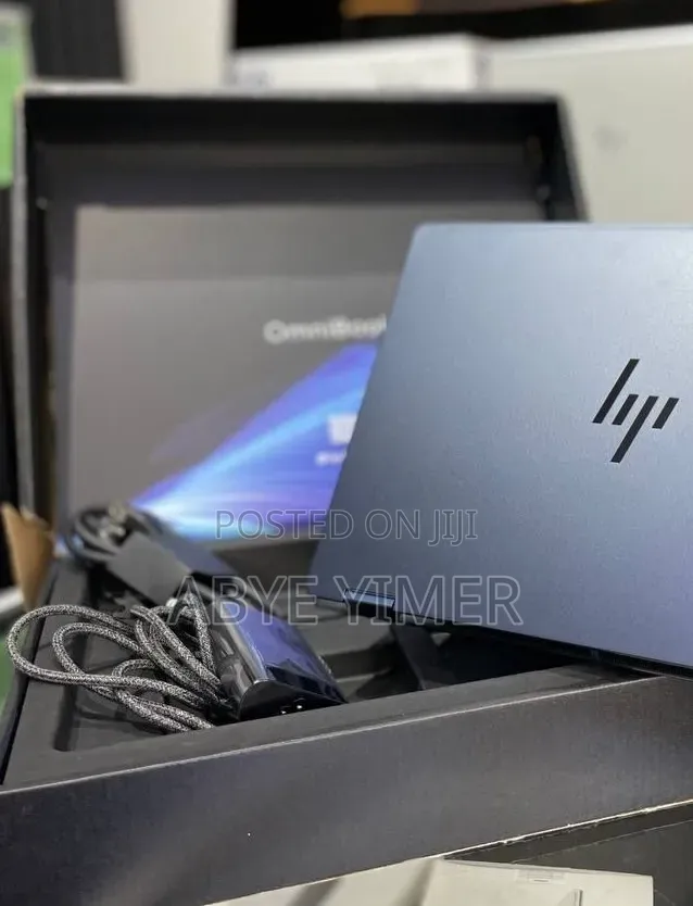 New Laptop HP OmniBook 5 14" 16GB Intel Core Ultra 7 SSD 1T