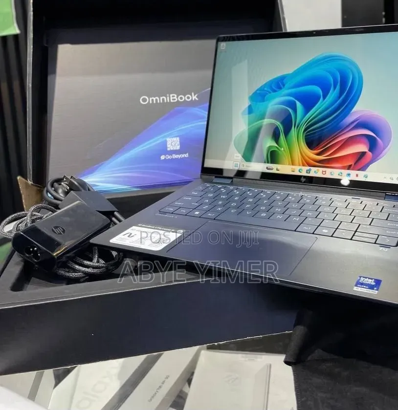 New Laptop HP OmniBook 5 14" 16GB Intel Core Ultra 7 SSD 1T