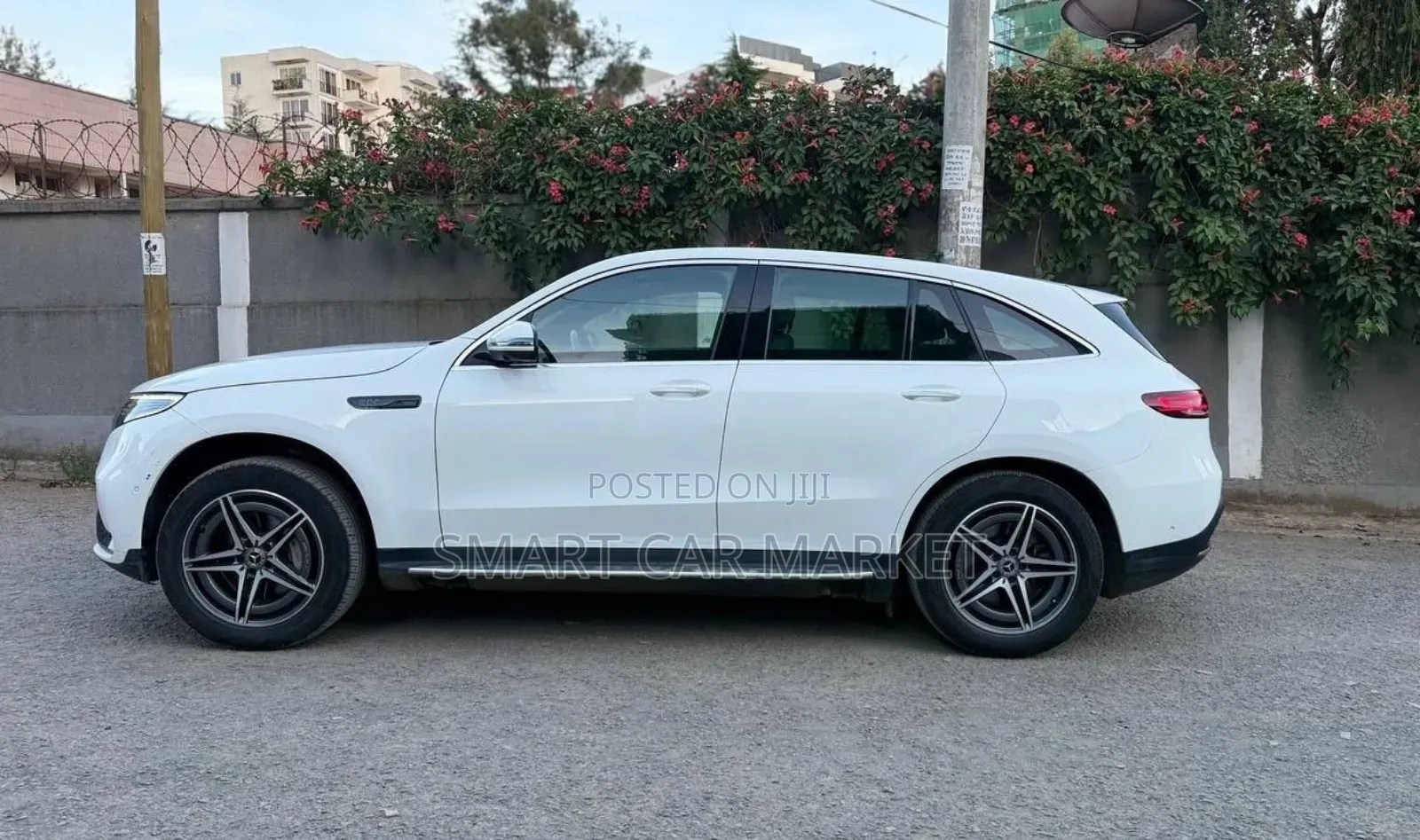 Mercedes-Benz EQC EQC400 4MATIC 2023 White