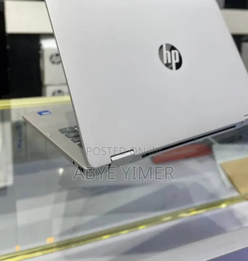 New Laptop HP OmniBook 5 14" 16GB Intel Core Ultra 7 SSD 512GB
