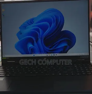 New Laptop Acer Predator Helios Neo 16 16GB Intel Core i7 SSD 1T