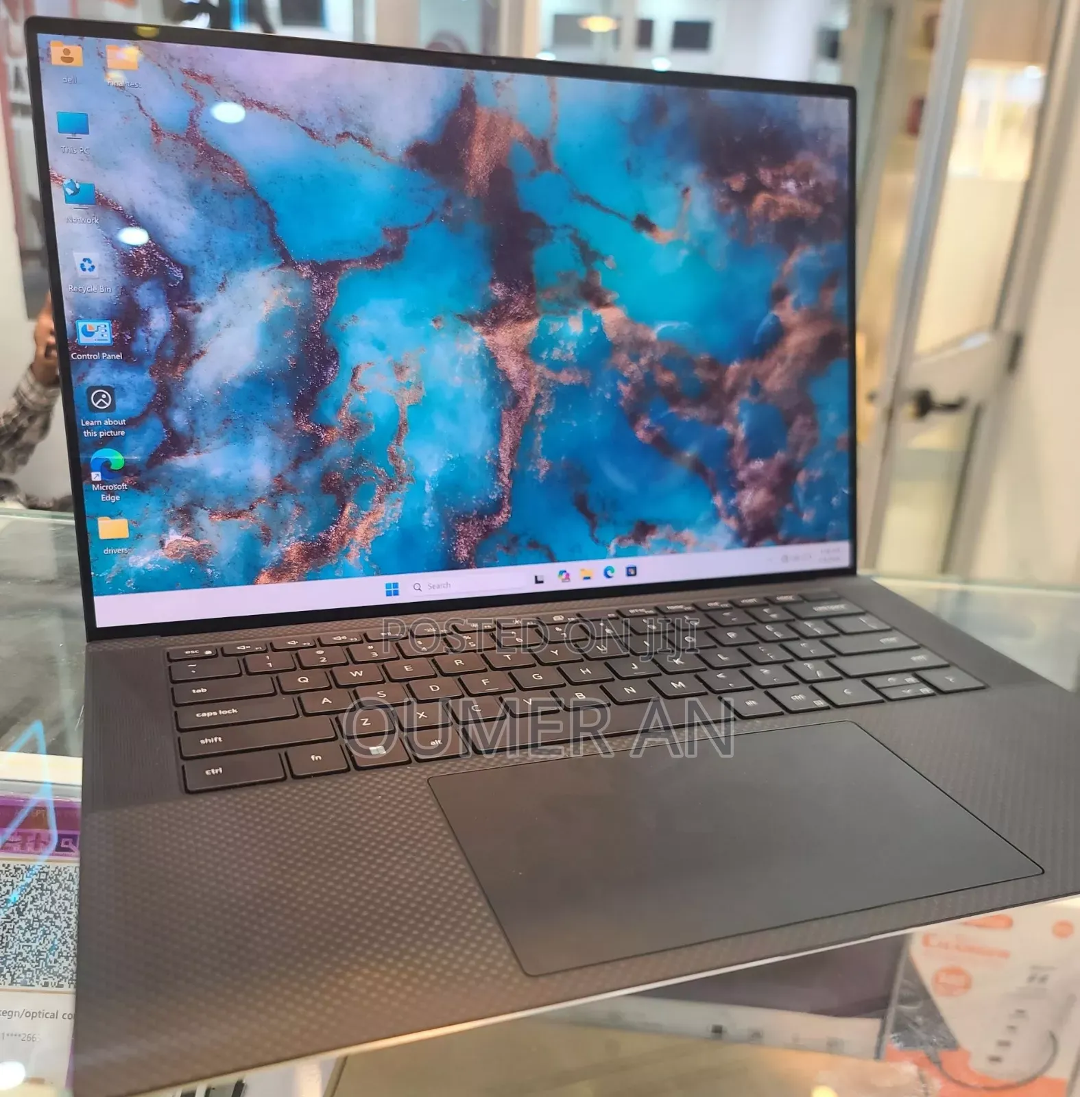 New Laptop Dell XPS 15 16GB Intel Core i7 SSD 512GB