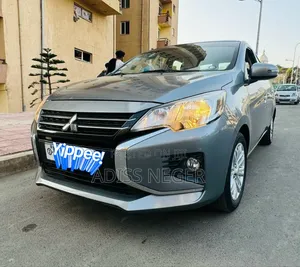 Mitsubishi Attrage 2022 Gray
