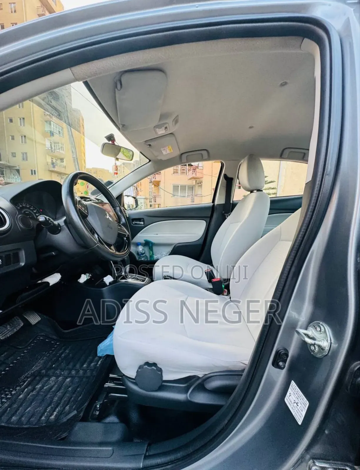 Mitsubishi Attrage 2022 Gray