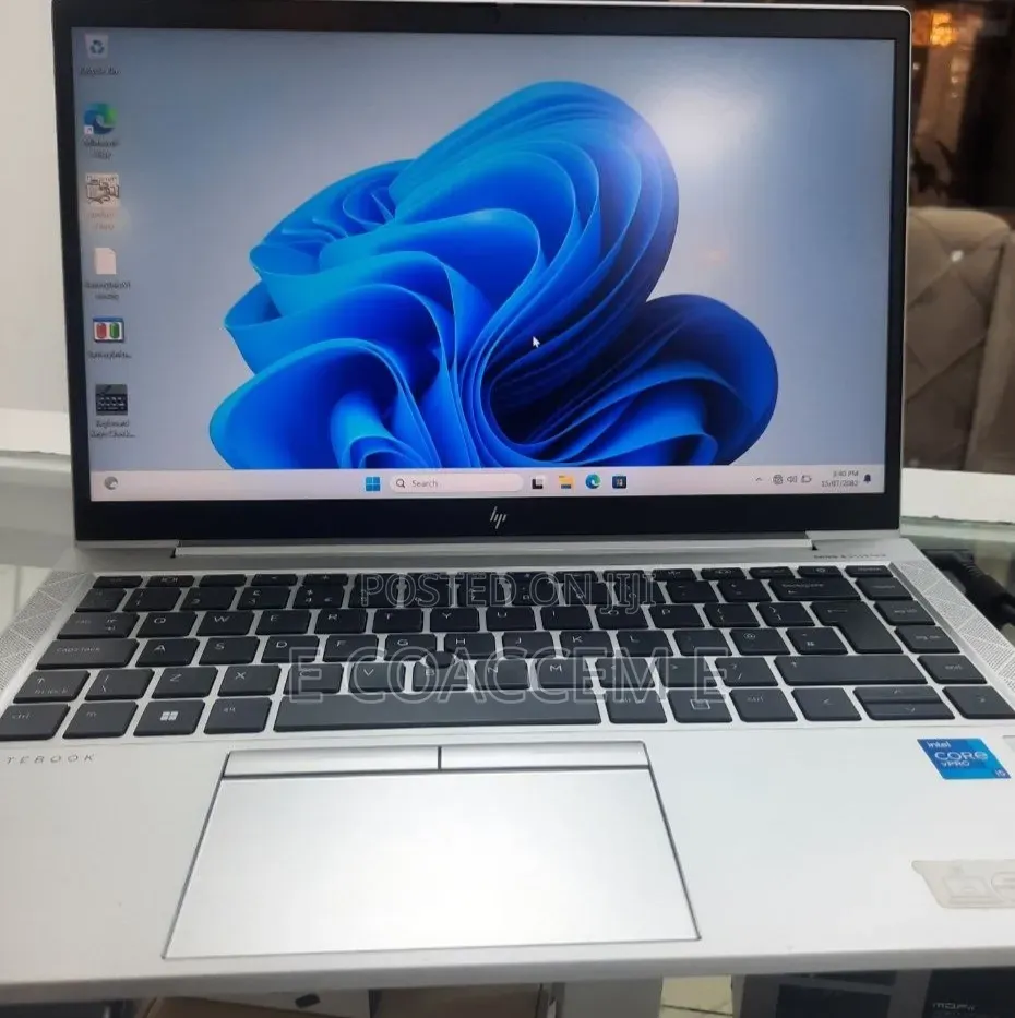 New Laptop HP 16GB Intel Core i5 SSD 512GB