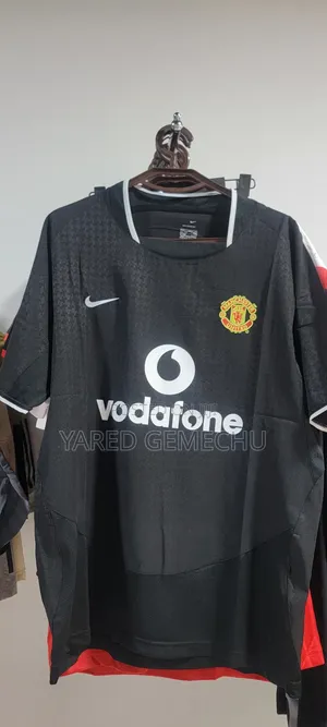 Retro Manchester United Kit