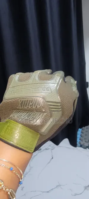 የጂም ጎንት (Gym Gloves)