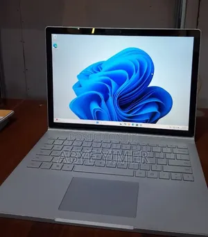 New Laptop Microsoft Surface Book 2 16GB Intel Core i7 SSD 512GB