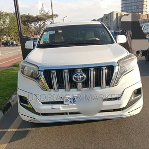 Toyota Land Cruiser Prado 2011 White