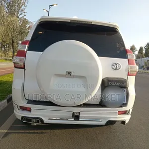 Toyota Land Cruiser Prado 2011 White