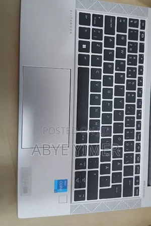 New Laptop HP EliteBook 830 G8 16GB Intel Core i5 SSD 512GB
