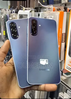 New Samsung Galaxy M17 5G 128 GB Gray