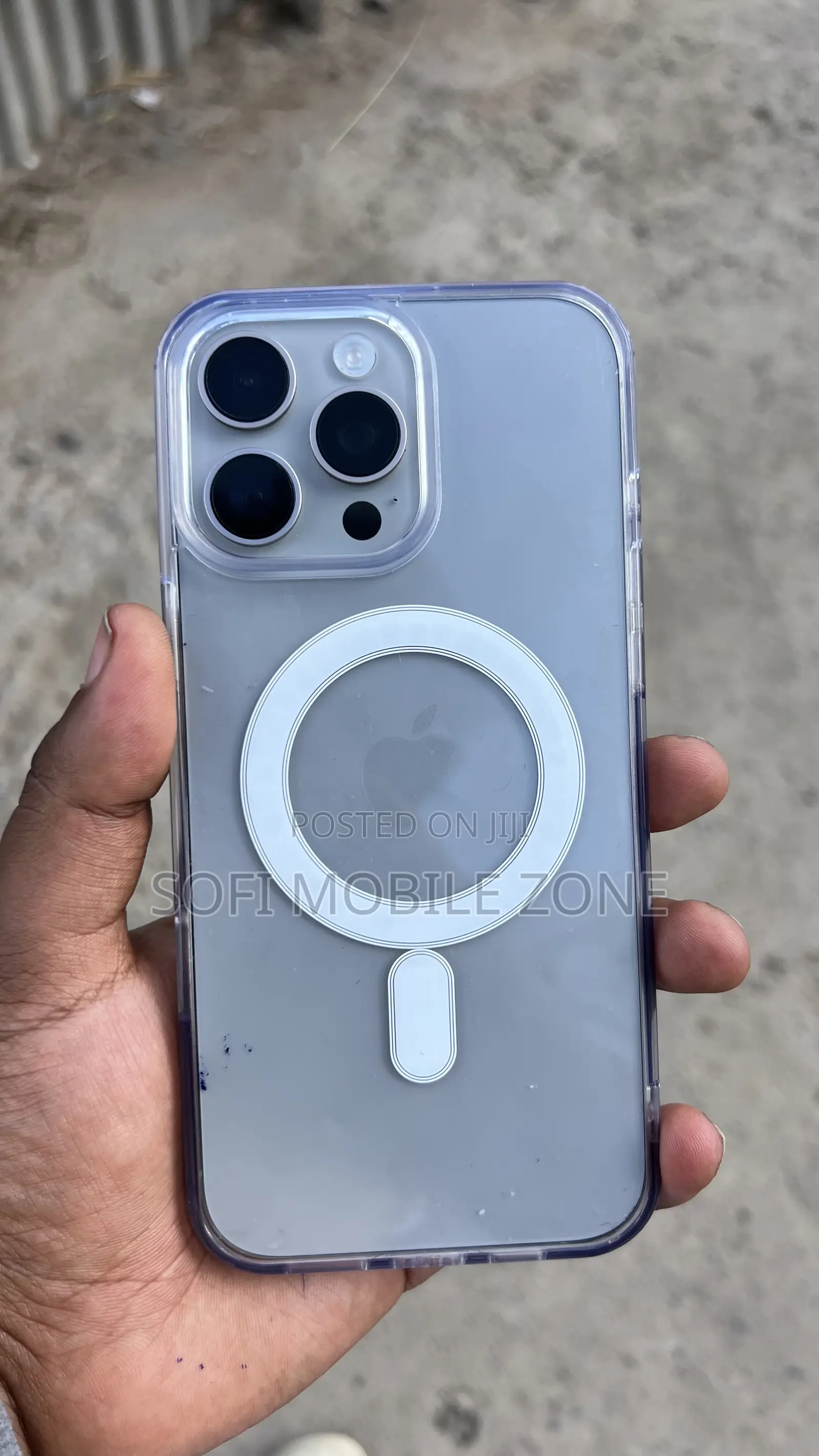 New Apple iPhone 15 Pro Max 256 GB Silver