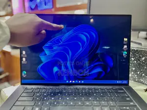 New Laptop Dell Precision 5570 16GB Intel Core i9 SSD 512GB