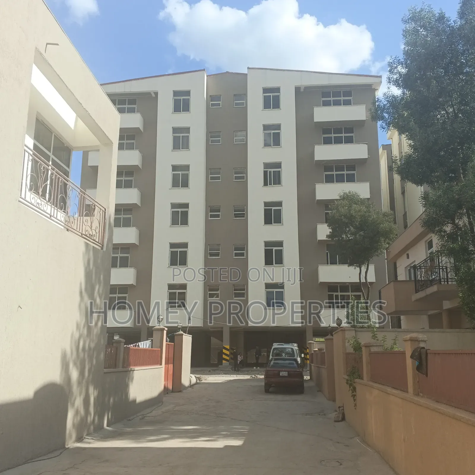 Furnished 3bdrm Apartment in አምደሁን Amdehun, Nifas Silk-Lafto for sale