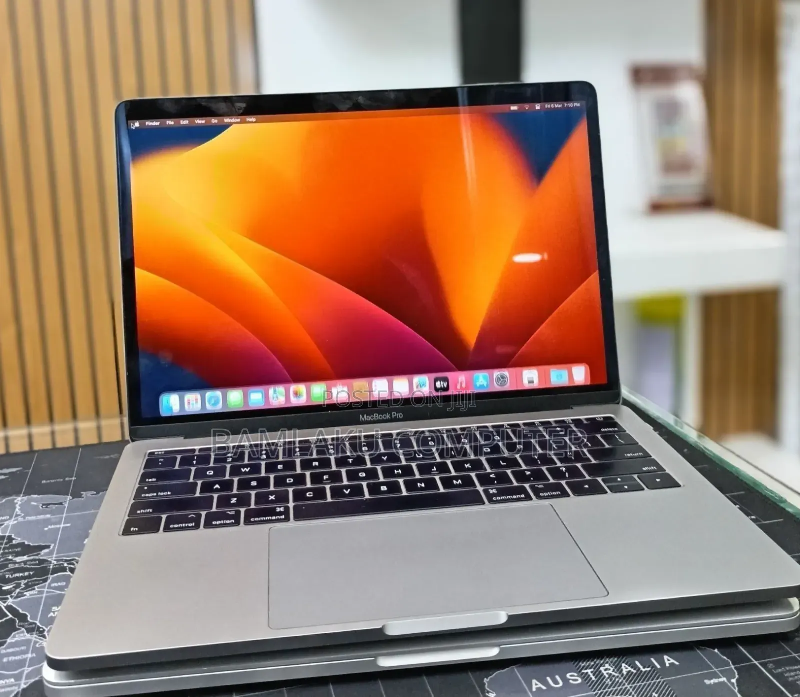 New Laptop Apple MacBook Pro 2017 16GB Intel Core i5 SSD 256GB