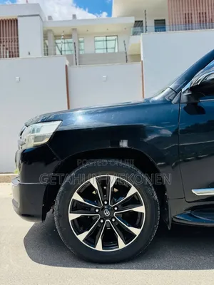Toyota Land Cruiser 2011 Black