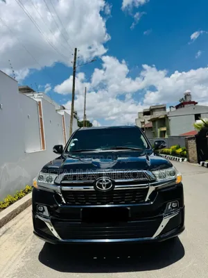 Toyota Land Cruiser 2011 Black