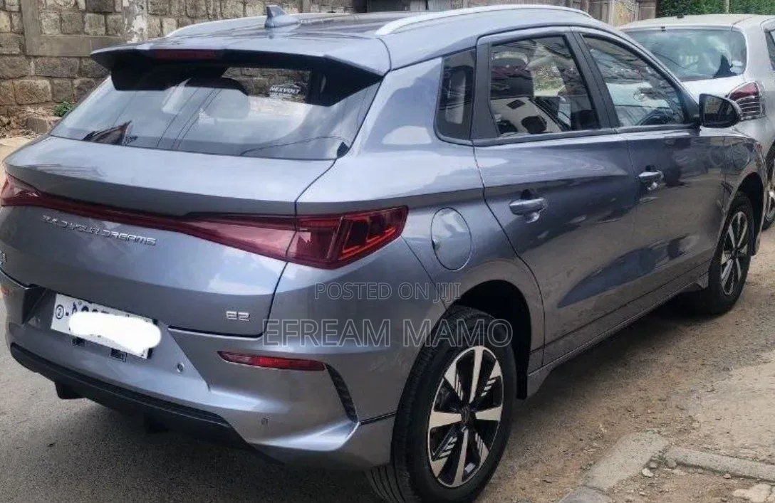 BYD E2 43 kWh 94 hp FWD 2024