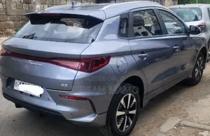 BYD E2 43 kWh 94 hp FWD 2024