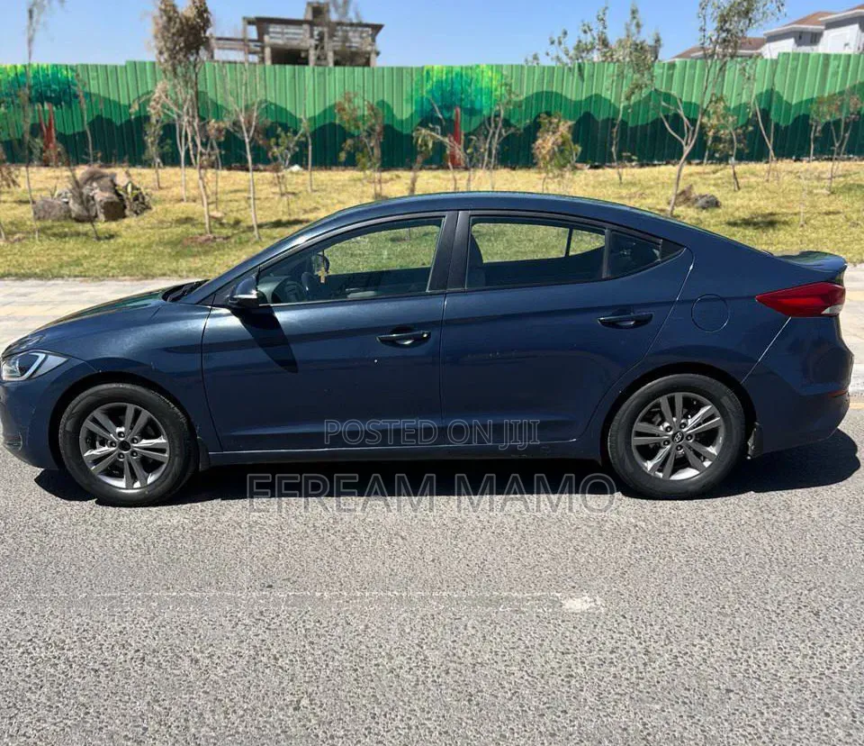 Hyundai Elantra 2017