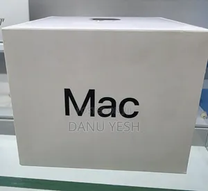 New Laptop Apple MacBook 16GB Apple M4 SSD 256GB