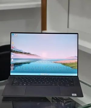 New Laptop Apple MacBook Pro 2019 16GB Intel Core i7 SSD 512GB