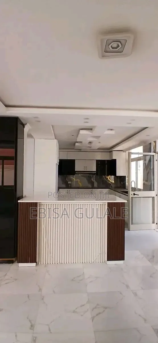 Furnished 7bdrm Farm House in Ccd Real State, Yeka for sale