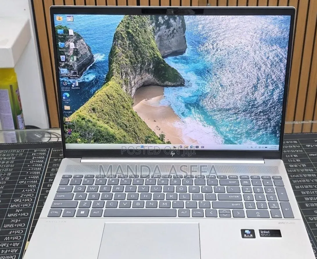 New Laptop HP Pavilion 15 16GB Intel Core Ultra 7 SSD 1T