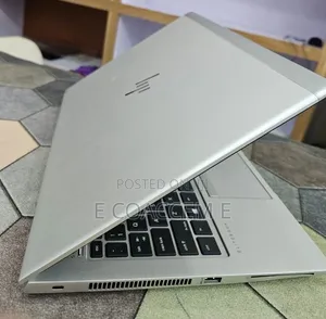 New Laptop HP 16GB AMD Ryzen 5 SSD 512GB