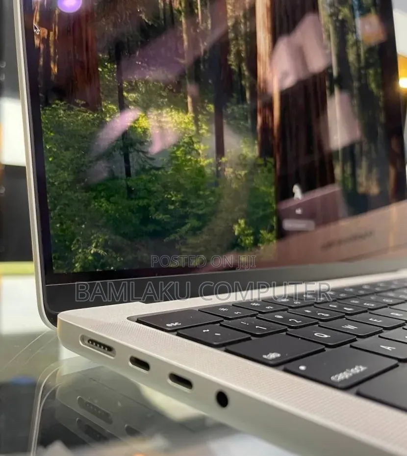 New Apple MacBook Pro 2023 M3 Pro 14-inch 8GB Apple M3 Pro SSD 512GB