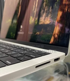 New Apple MacBook Pro 2023 M3 Pro 14-inch 8GB Apple M3 Pro SSD 512GB
