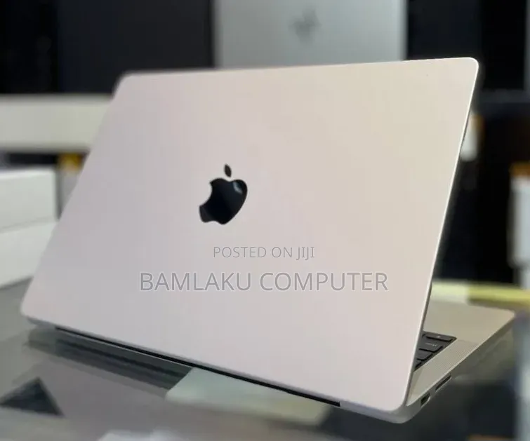 New Apple MacBook Pro 2023 M3 Pro 14-inch 8GB Apple M3 Pro SSD 512GB