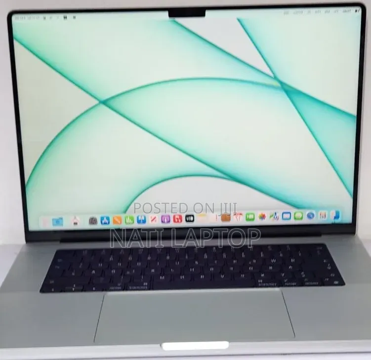 New Laptop Apple MacBook Pro M1 16GB Apple M1 Pro SSD 512GB