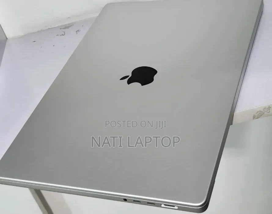 New Laptop Apple MacBook Pro M1 16GB Apple M1 Pro SSD 512GB