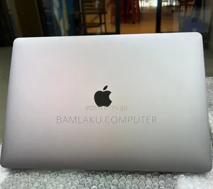 New Laptop Apple MacBook Pro 2017 16GB Intel Core i7 SSD 512GB