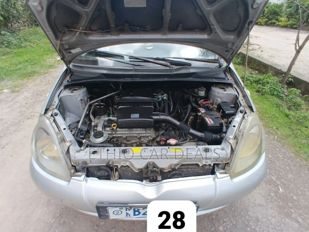 Toyota Vitz 2001 Silver